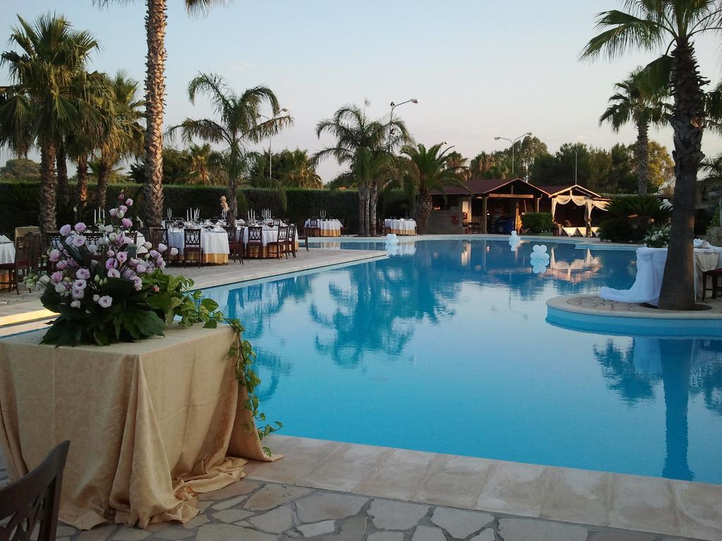 Villaggio Turistico Malibuu มันดูเรีย ภายนอก รูปภาพ
